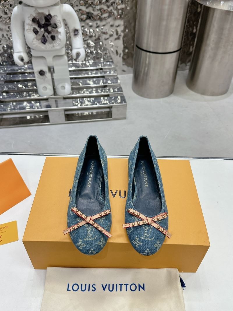 Louis Vuitton Flat Shoes